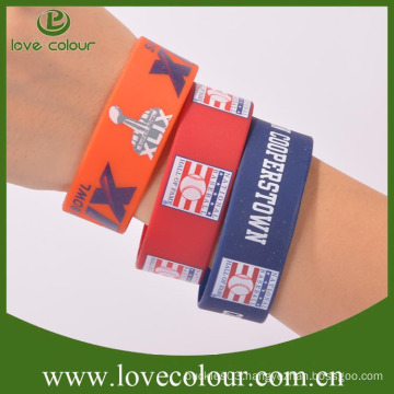 Cheap custom free sample 1 inch silicone wristbands